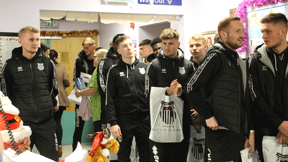Grimsby Town Players visiting hospital