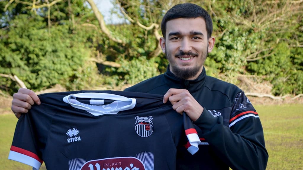 El Mizouni Signs on