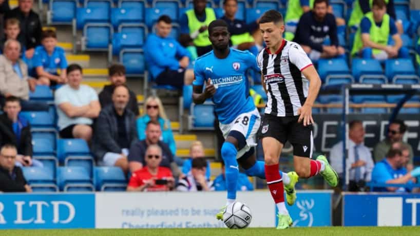 Grimsby Town in action against Chesterfield fc