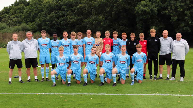 GTFC u18's team photo