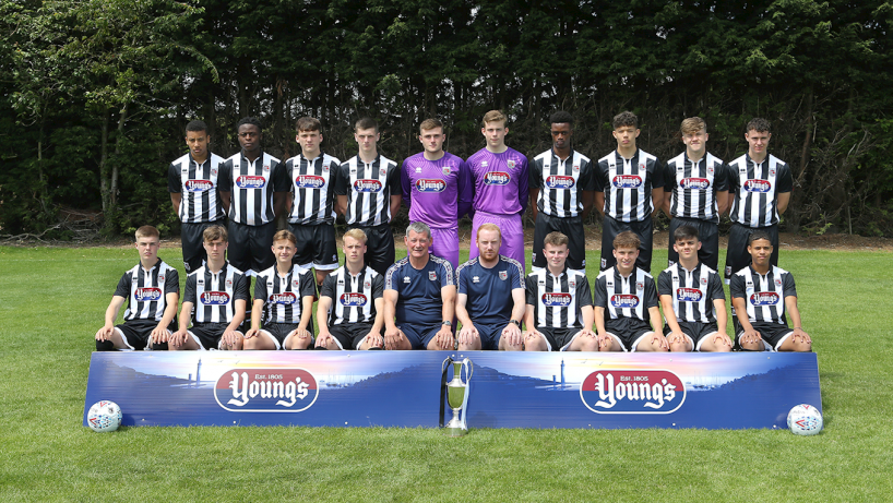 GTFC u18's team photo