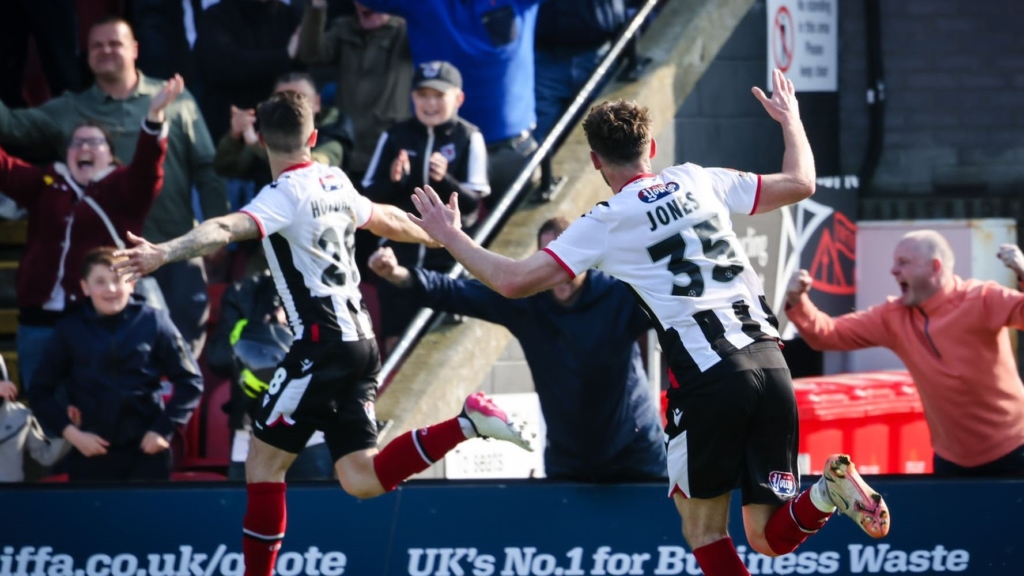 Holohan and Jones Celebrate Against Stockport