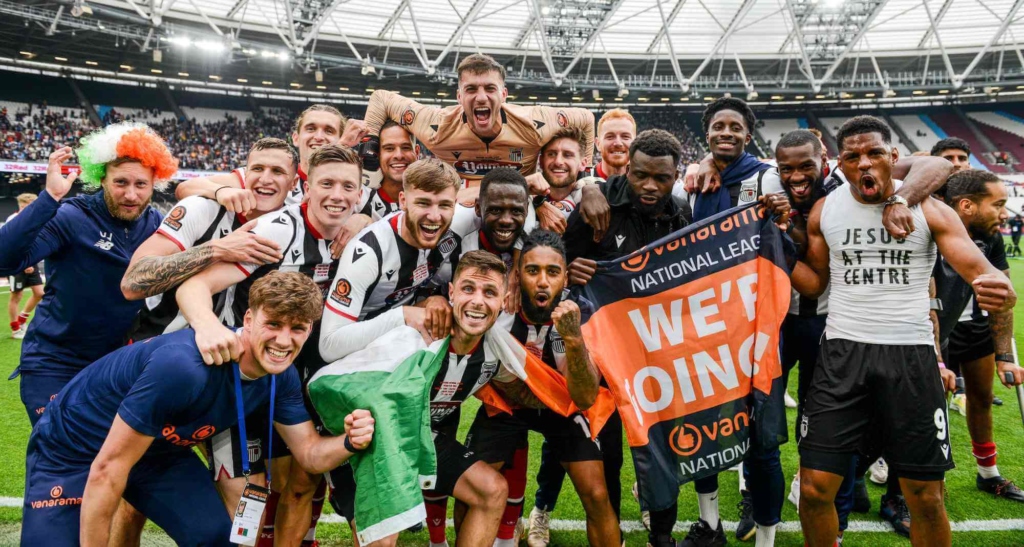 Grimsby town football club celebrating promotion