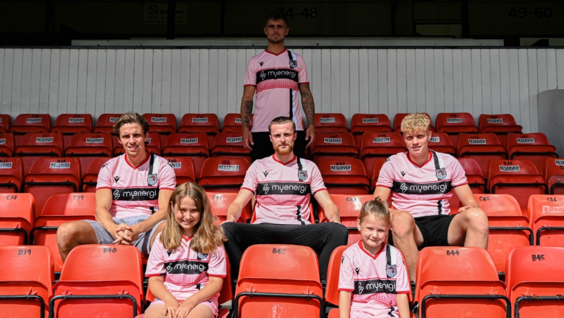 Fans and players present our third kit