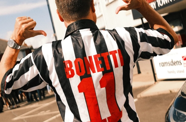 retro shirt